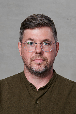 Dennis Mueller